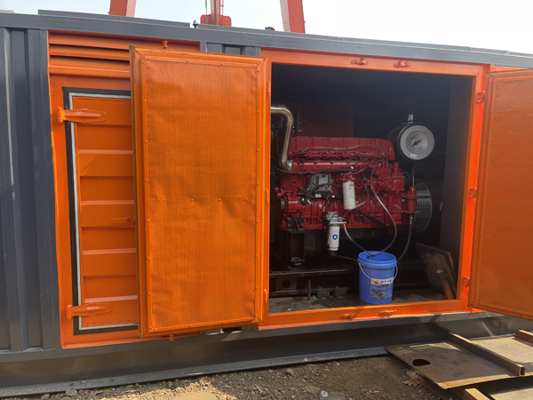 肃北柴油发电机组在高温环境下运行时需要注意哪些问题？